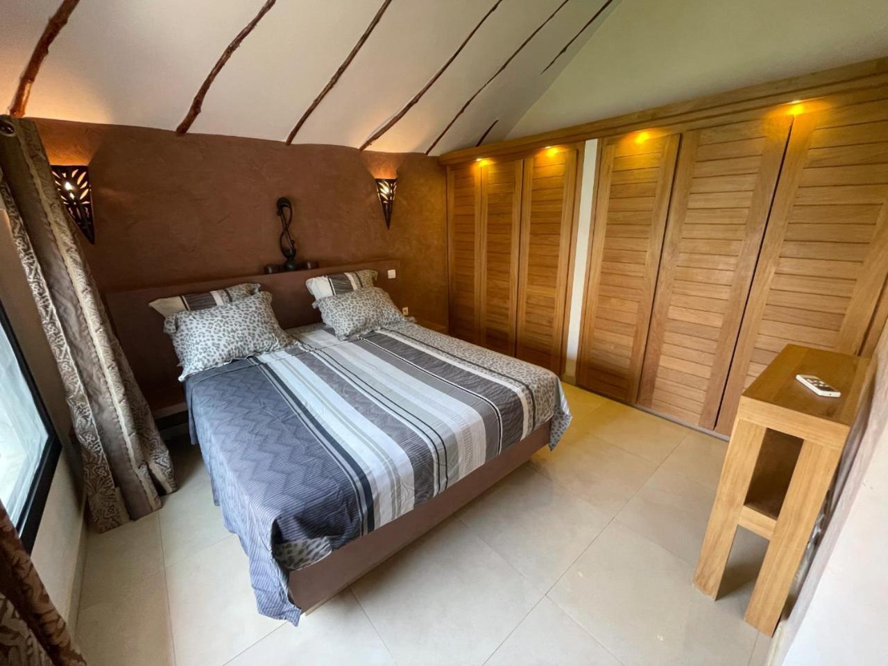 Agence Adjana Resort - Residence Du Port 3 Sali Tapé 外观 照片