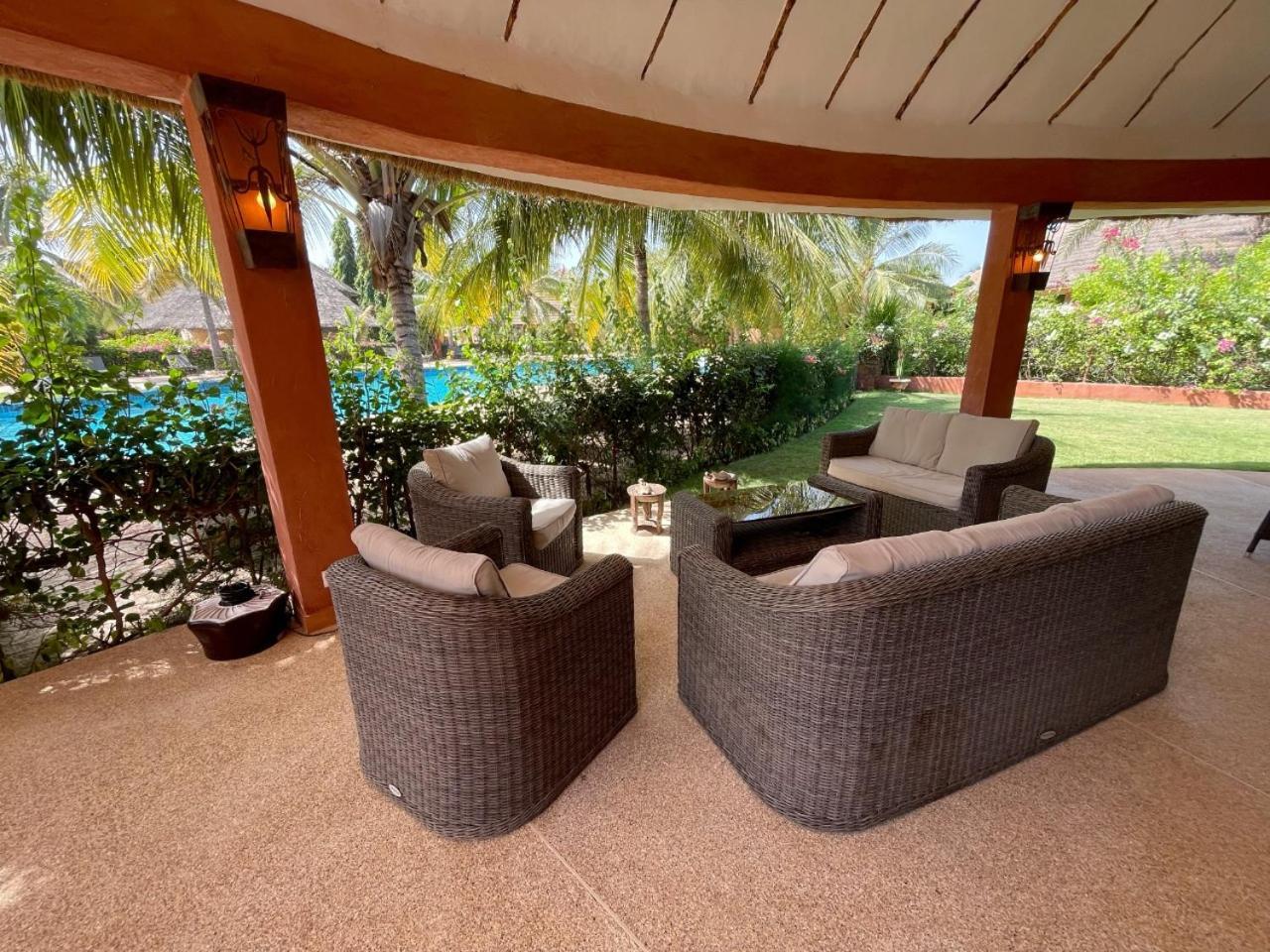 Agence Adjana Resort - Residence Du Port 3 Sali Tapé 外观 照片